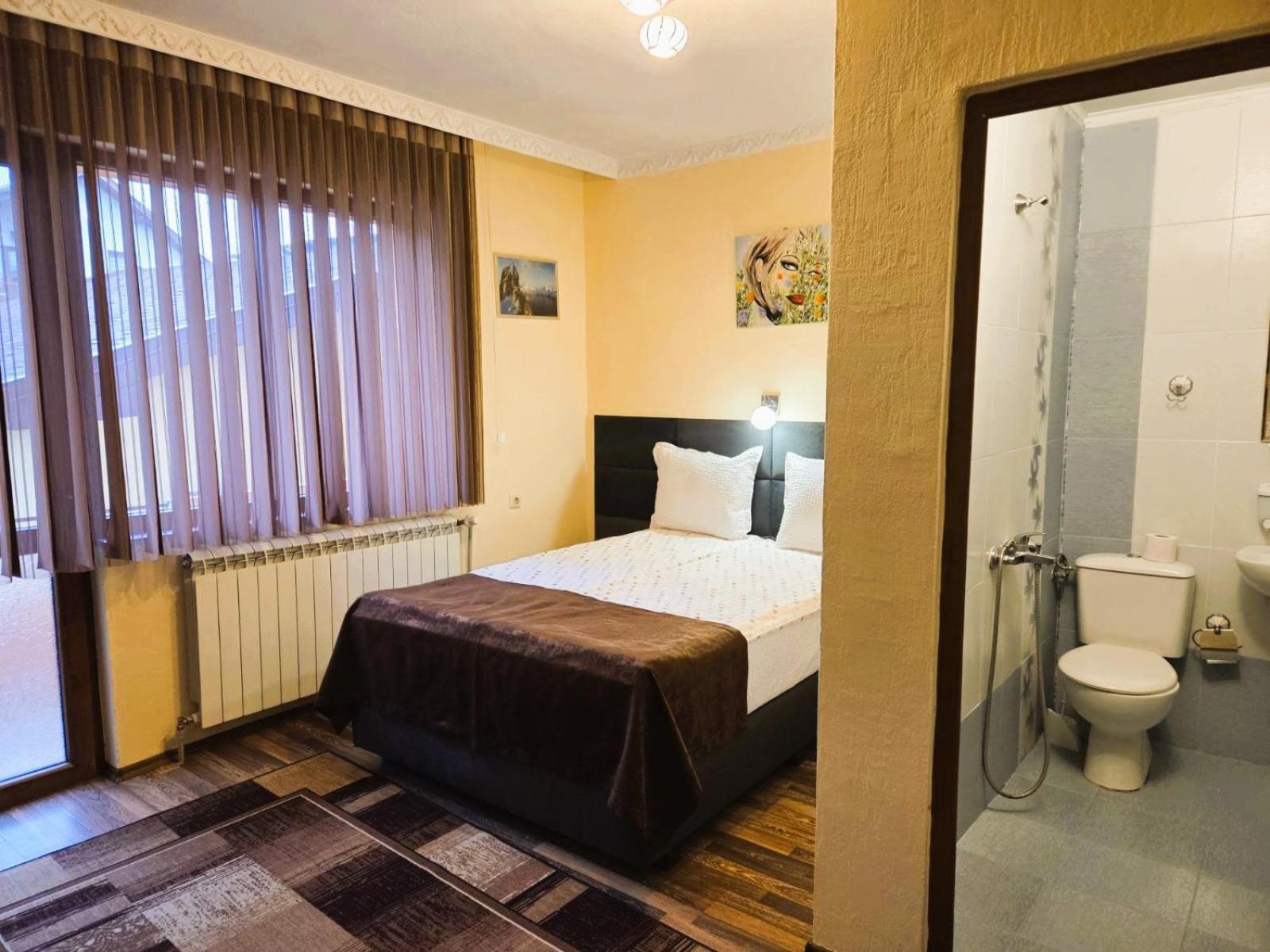 Family Hotel Dalia เวลินกราด ภายนอก รูปภาพ