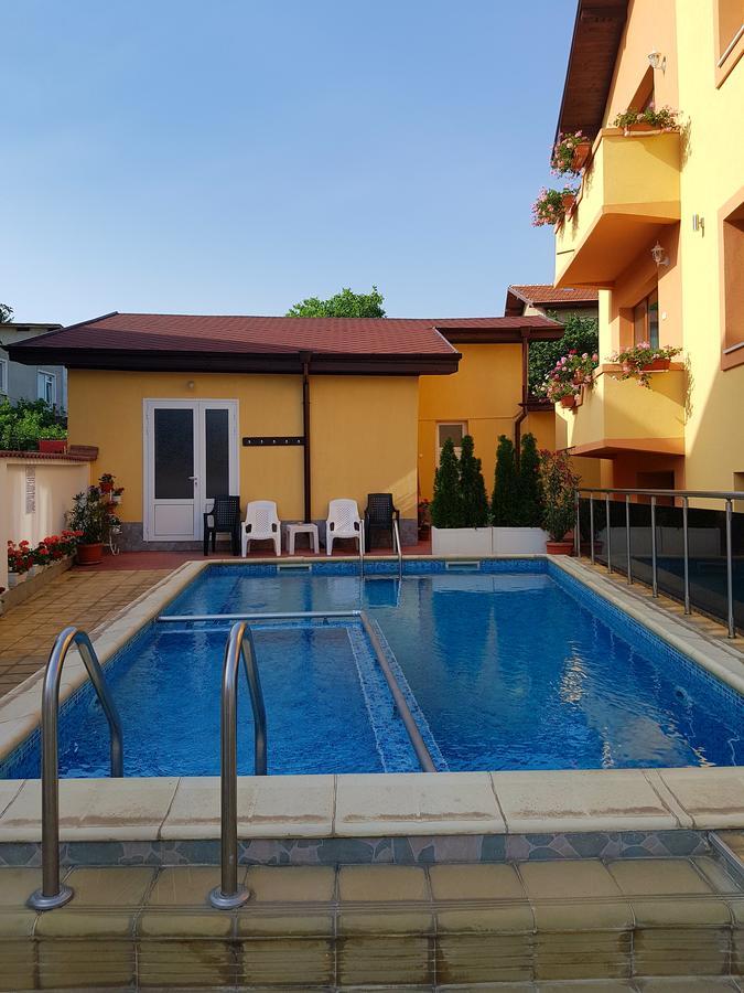 Family Hotel Dalia เวลินกราด ภายนอก รูปภาพ